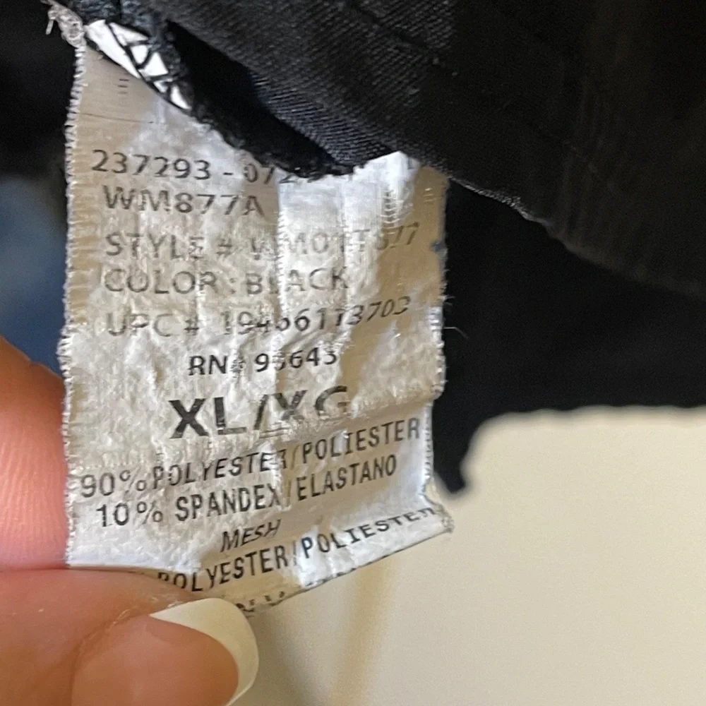 Figs Black Women's Top - Picture 3 of 8